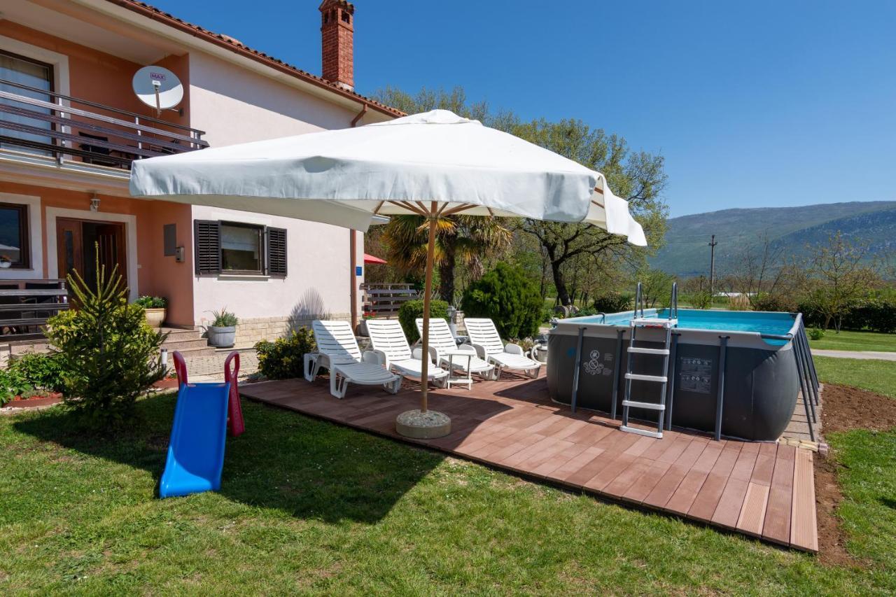 Family Friendly Apartments With A Swimming Pool Cepic, Central Istria - Sredisnja Istra - 11636 Zatka Cepic 외부 사진